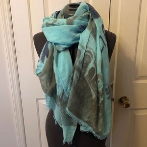 Blue and Gray Venice Patterned Scarf